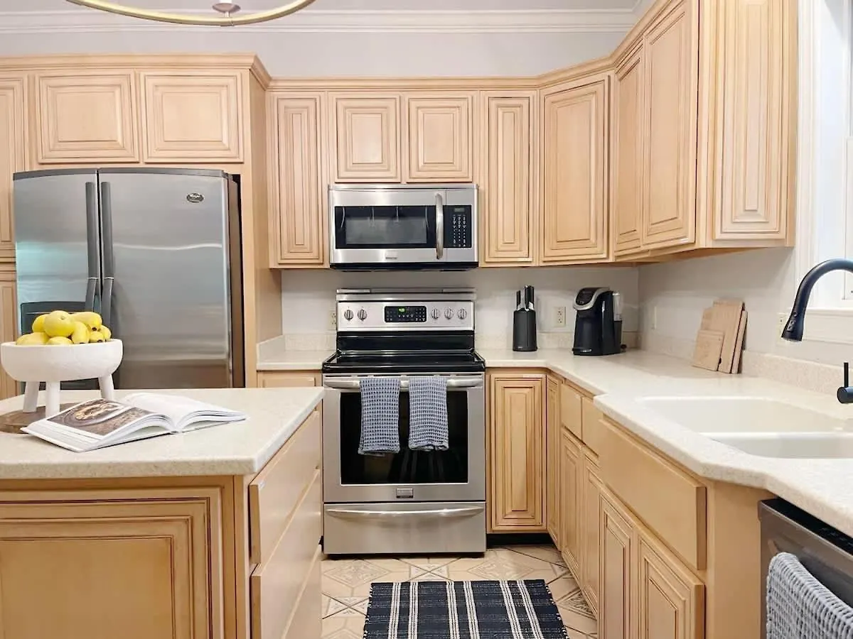 Amazing Home & Modern Airstreams Near Beach & City Sleeps 22! Savannah