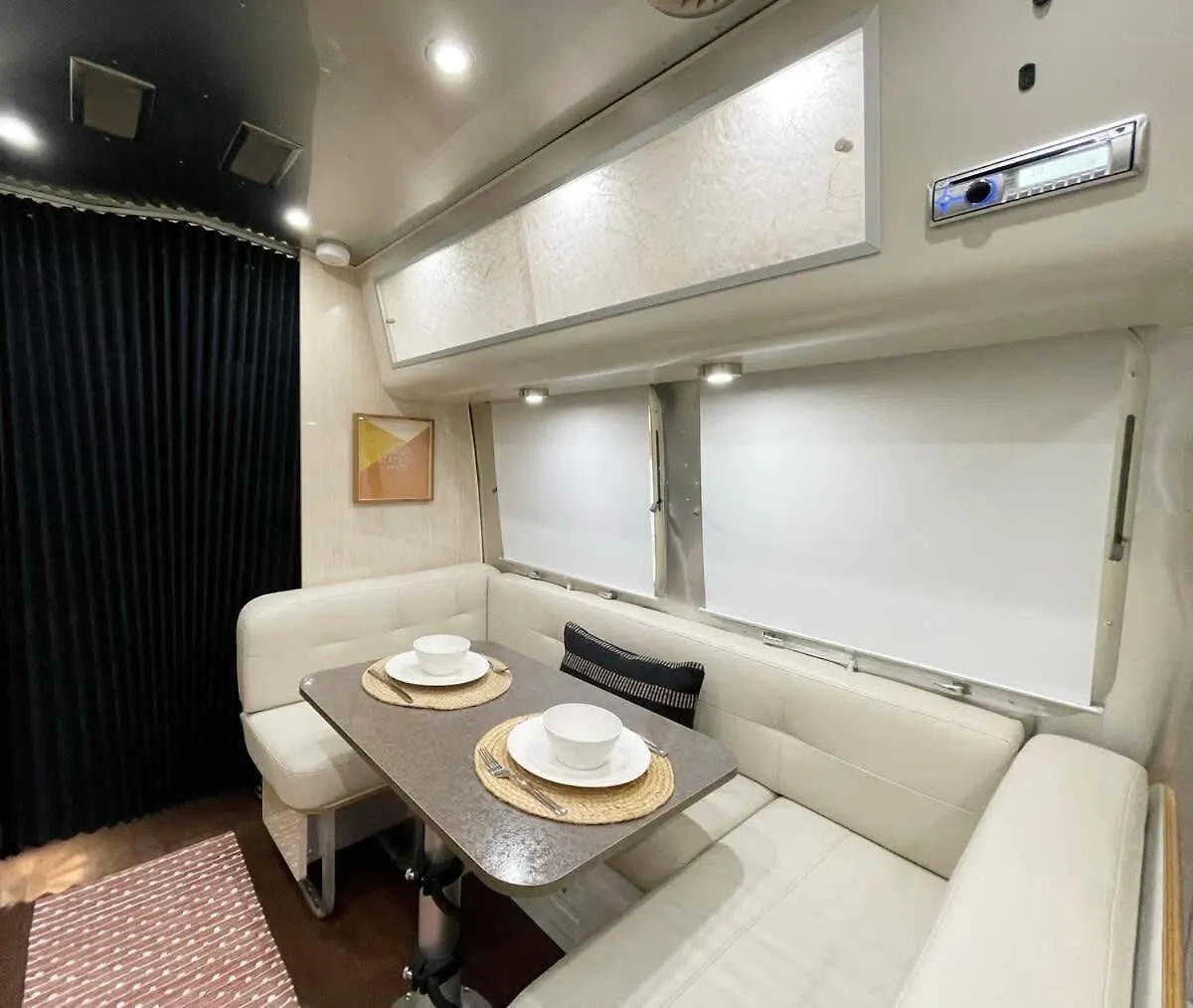 Amazing Home & Modern Airstreams Near Beach & City Sleeps 22! Savannah 0*,