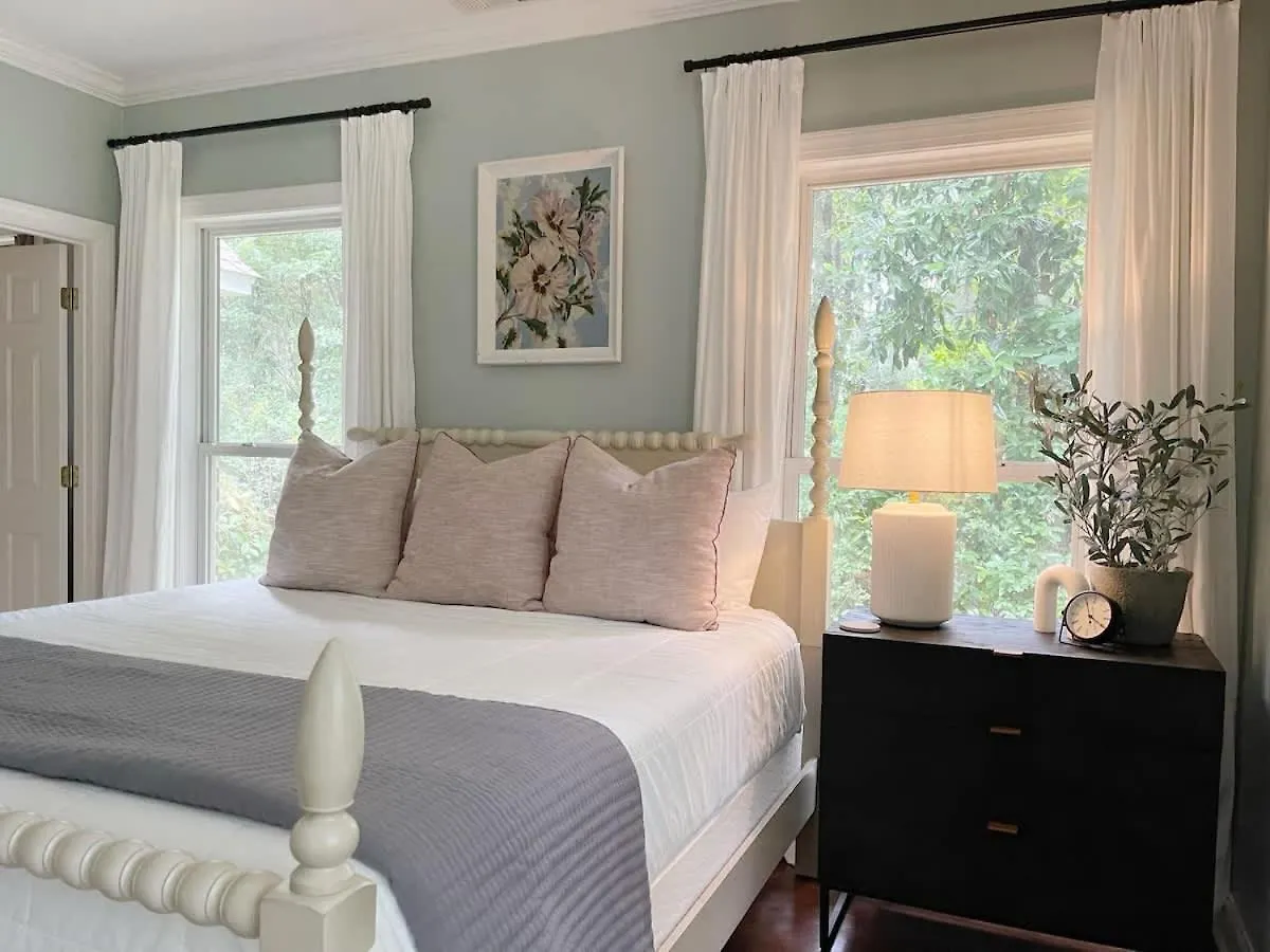 Holiday home Amazing Home & Modern Airstreams Near Beach & City Sleeps 22! Savannah