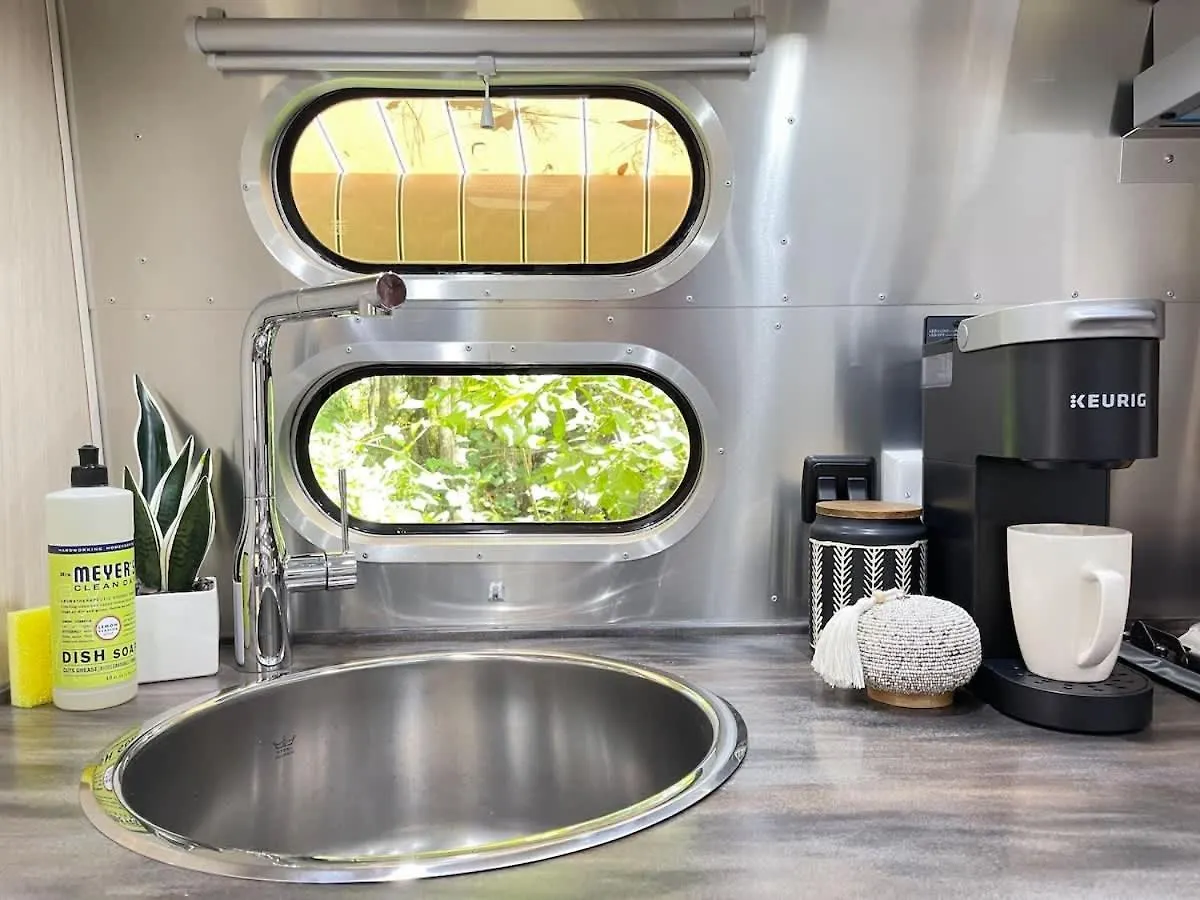 Amazing Home & Modern Airstreams Near Beach & City Sleeps 22! Savannah 0*,  United States