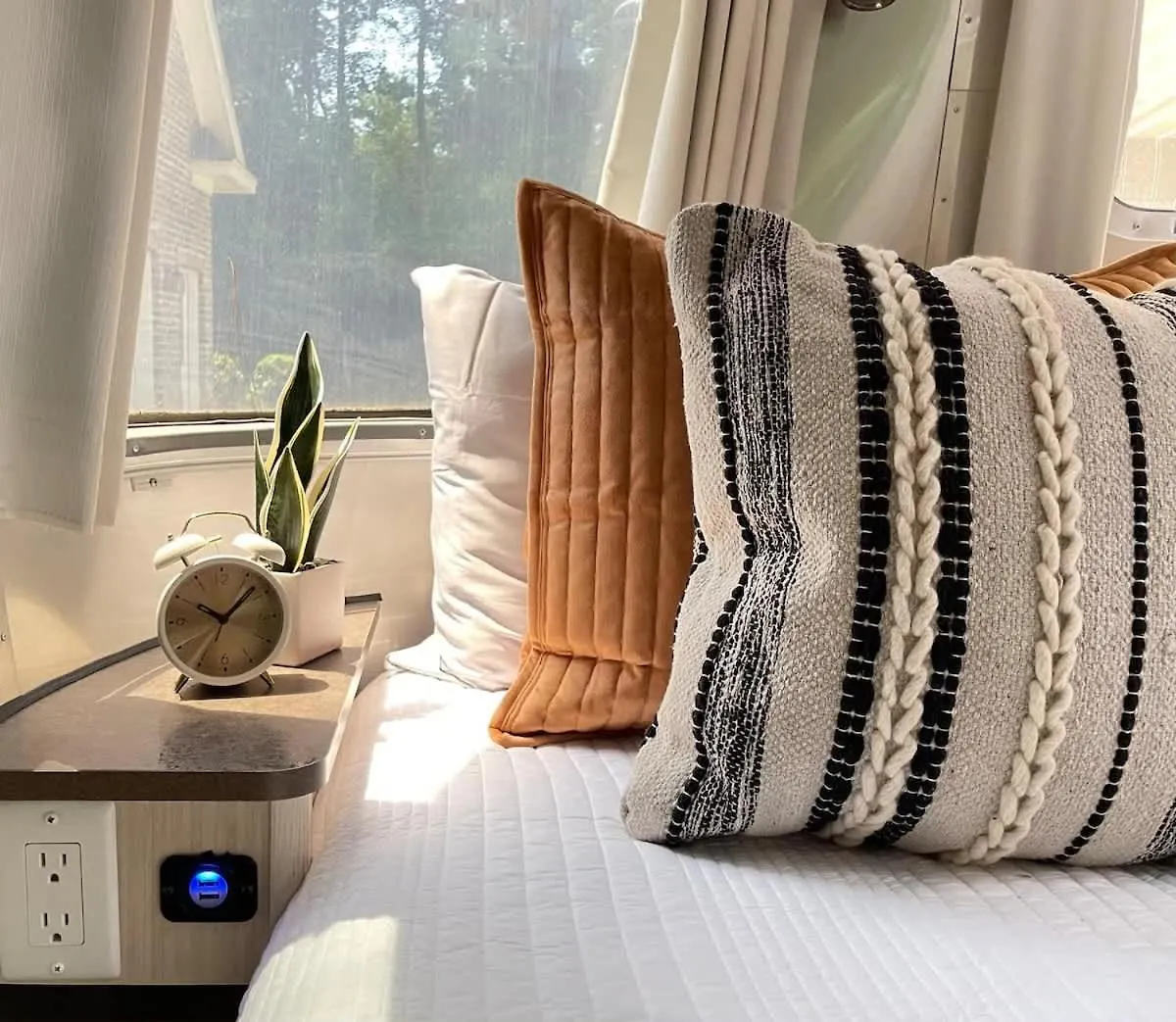 Amazing Home & Modern Airstreams Near Beach & City Sleeps 22! Savannah 0*,  United States