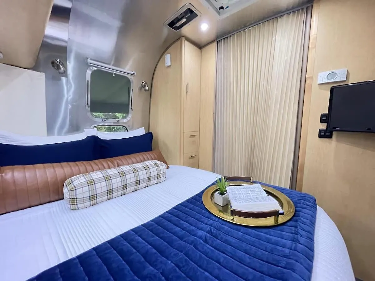 Amazing Home & Modern Airstreams Near Beach & City Sleeps 22! Savannah 0*,  United States