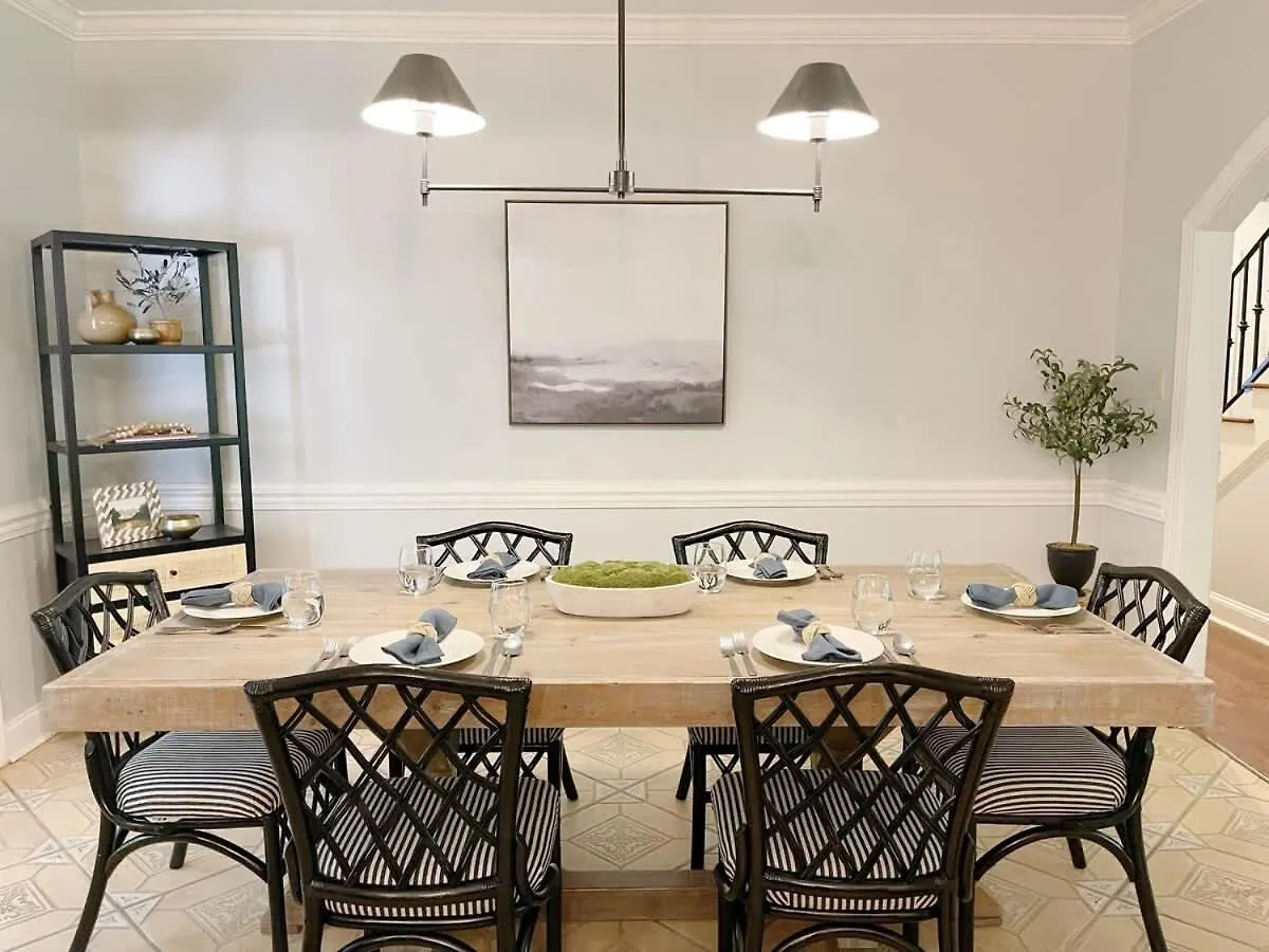 Amazing Home & Modern Airstreams Near Beach & City Sleeps 22! Savannah 0*,