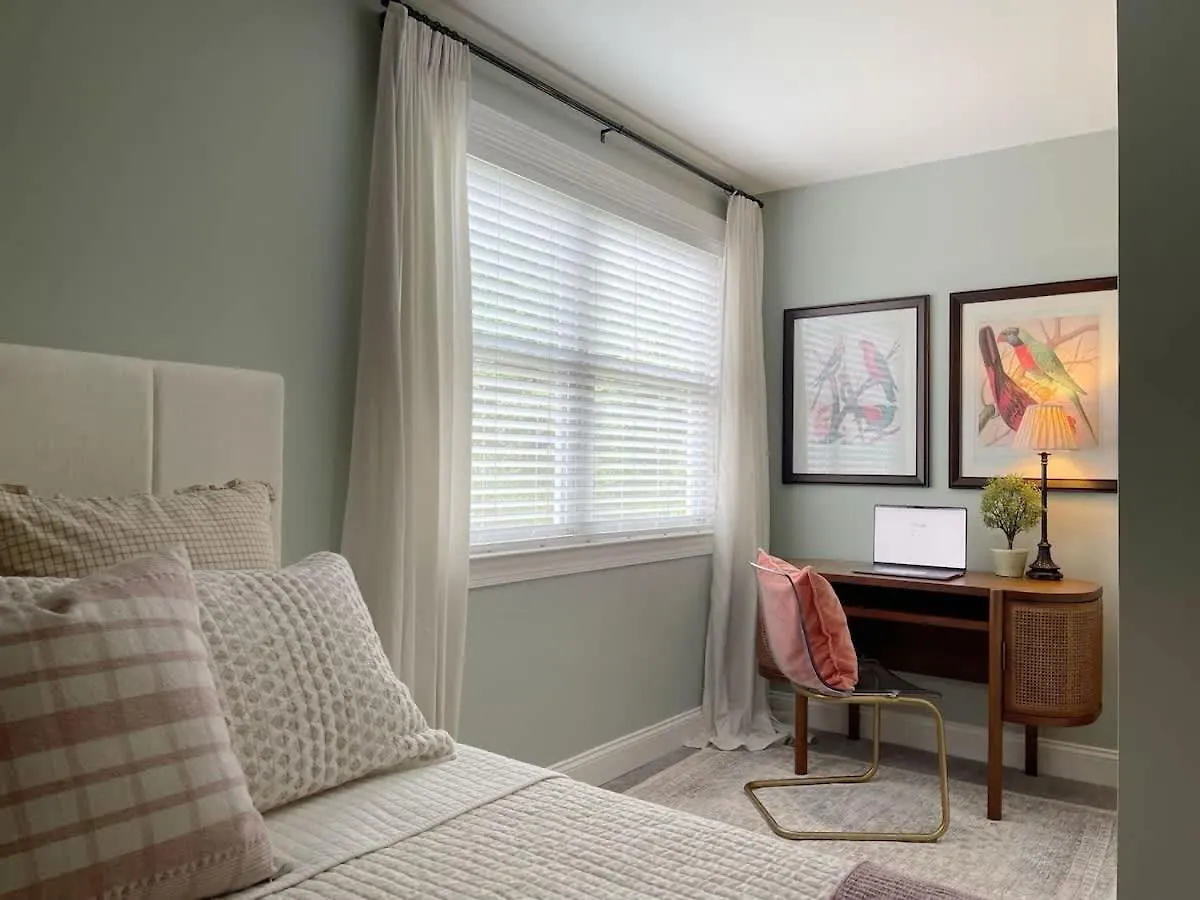 Amazing Home & Modern Airstreams Near Beach & City Sleeps 22! Savannah